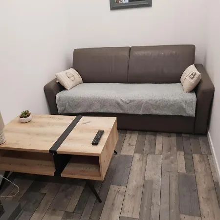 Apartmán Cosy Avec Balneo, Balcon, Clim A 15 Min De La Cite Carcassonne